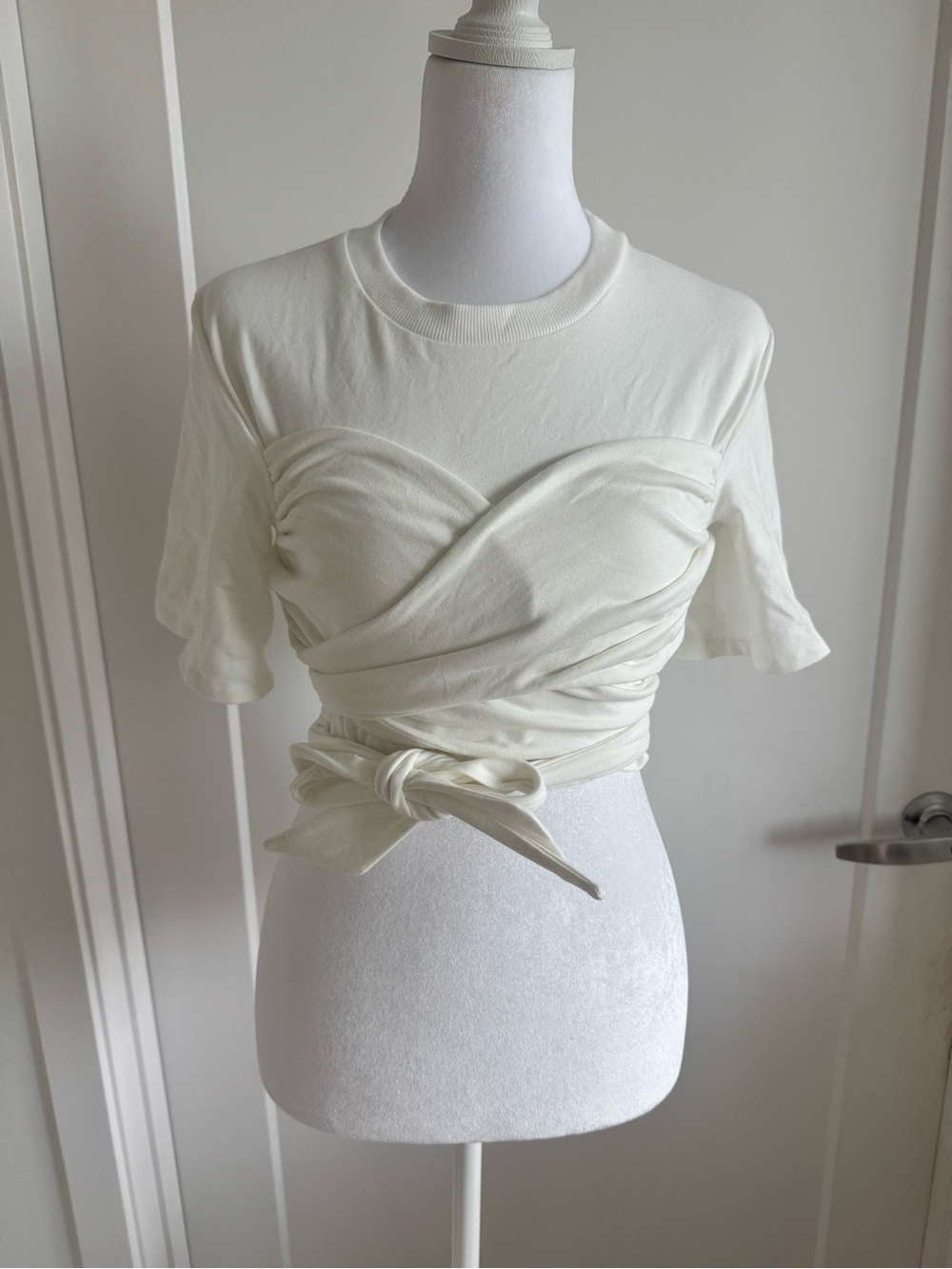 H:ours Women's white Wrap Front Short Sleeve Top